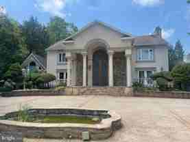 5301 Goldsboro Rd - Photo 1 of 1