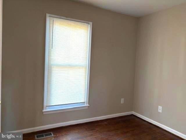 1018 Willowleaf Way - Photo 4 of 37