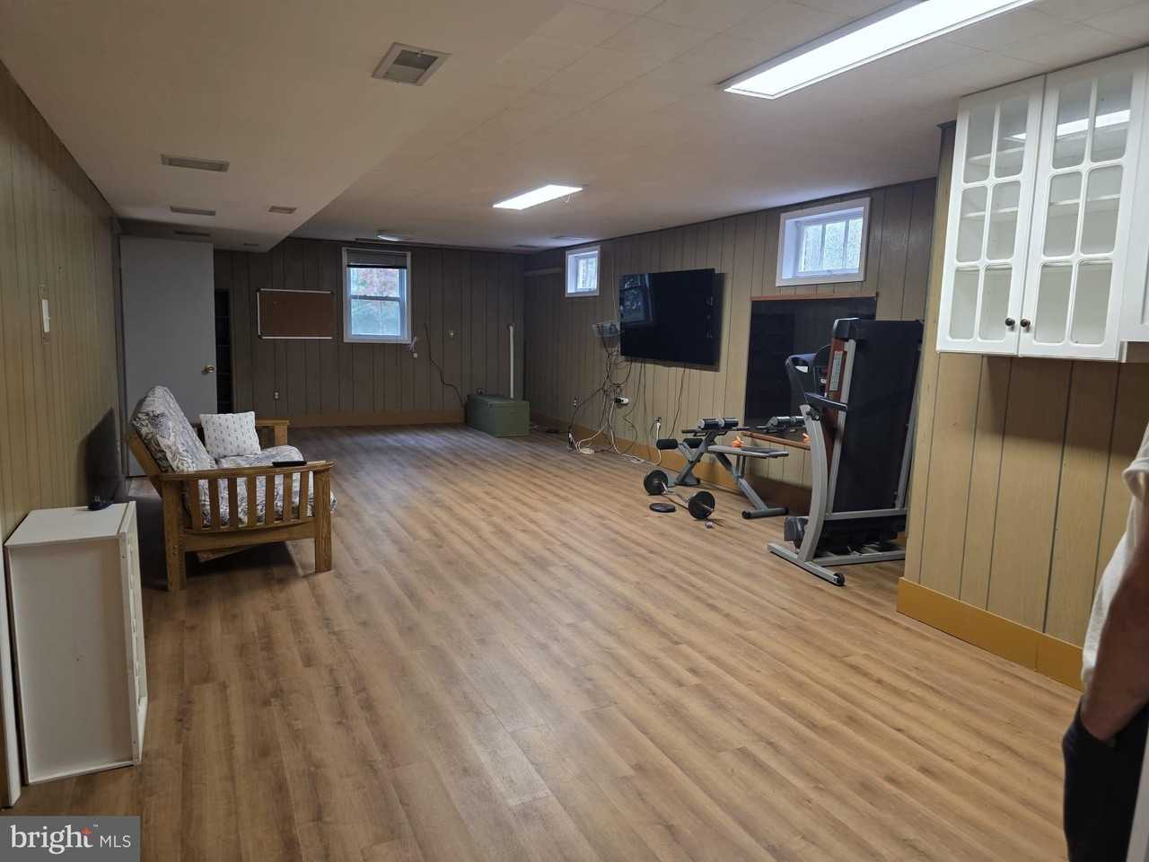 401 Stonington Rd - Photo 7 of 16