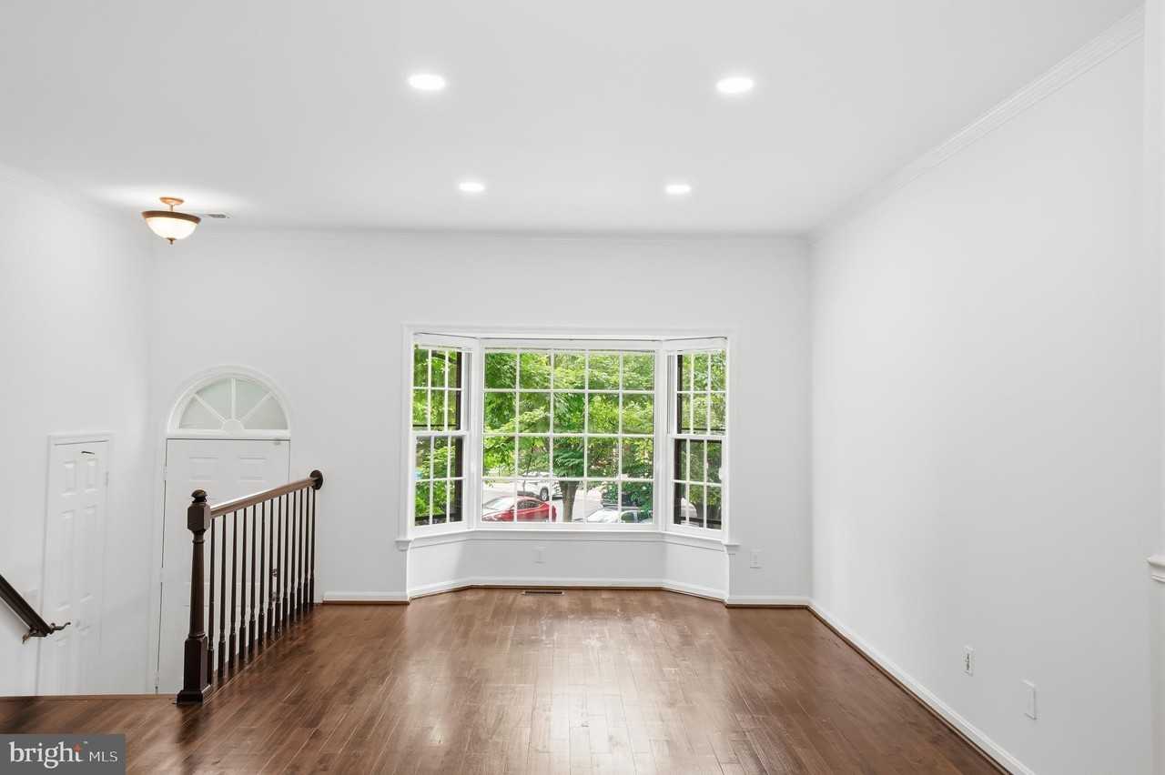 12327 Sour Cherry Way - Photo 5 of 41