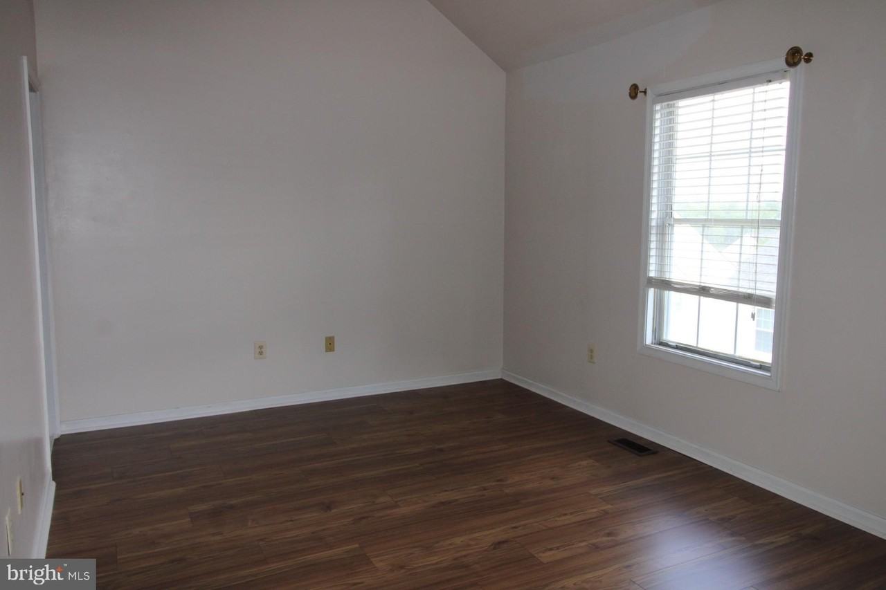 11518 Brundidge Ter - Photo 7 of 21