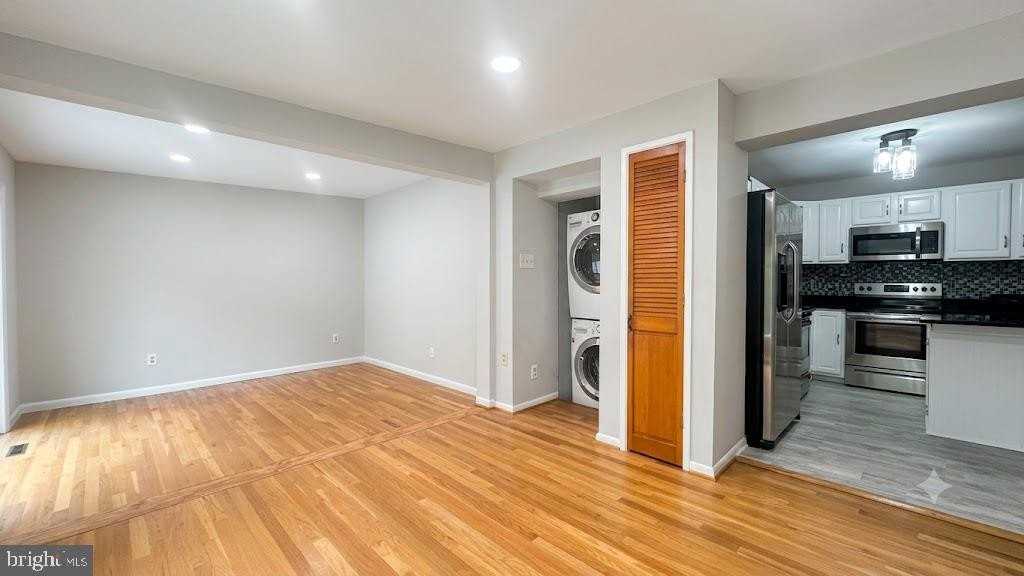 11115 Schuylkill Rd - Photo 3 of 25