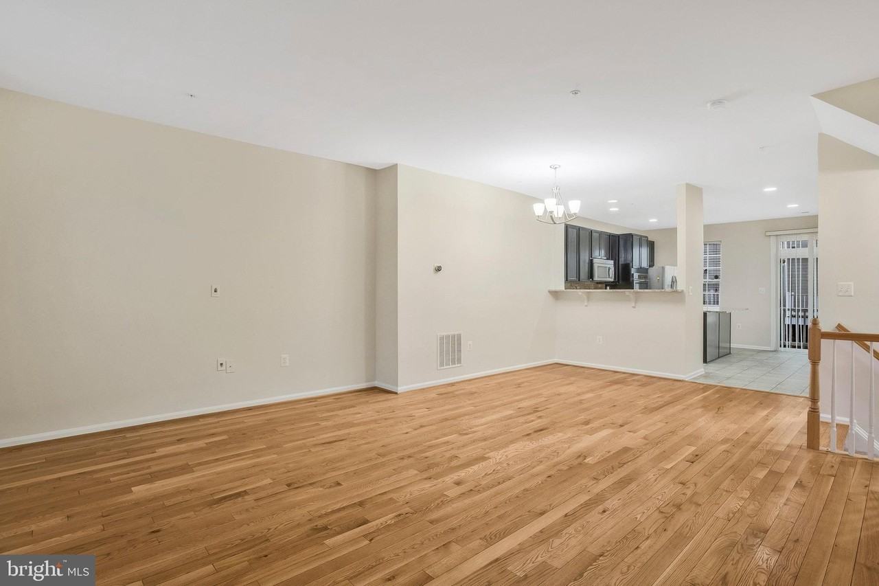 1612 Fernwood Dr - Photo 5 of 35