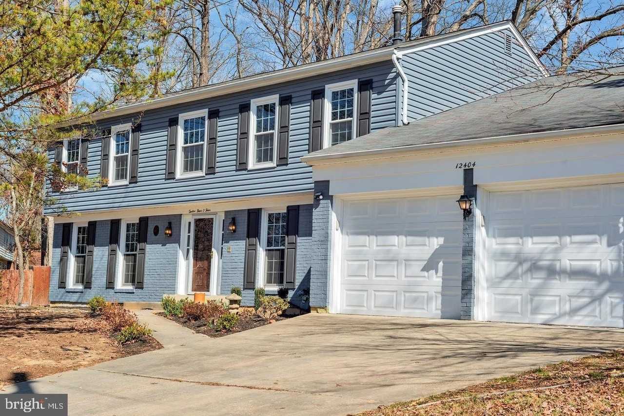 12404 Surrey Circle Dr - Photo 5 of 26