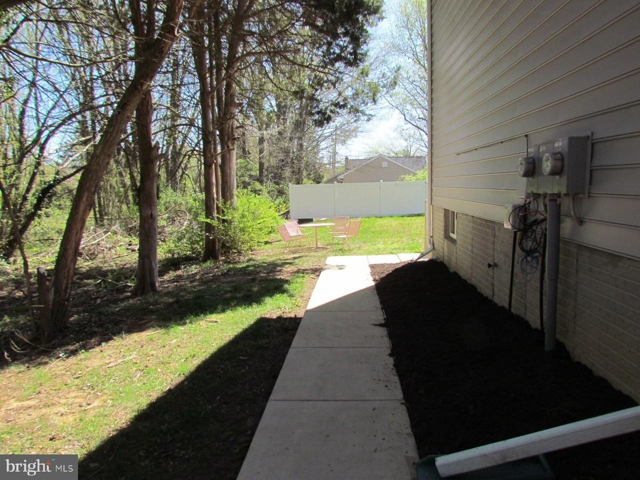 23220 Spalding Ln - Photo 2 of 15