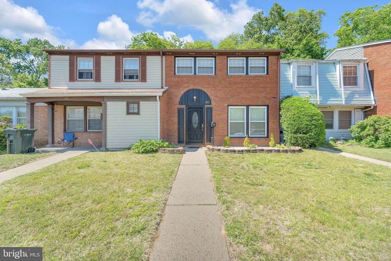 40 Rittenhouse Dr - Photo 3 of 30
