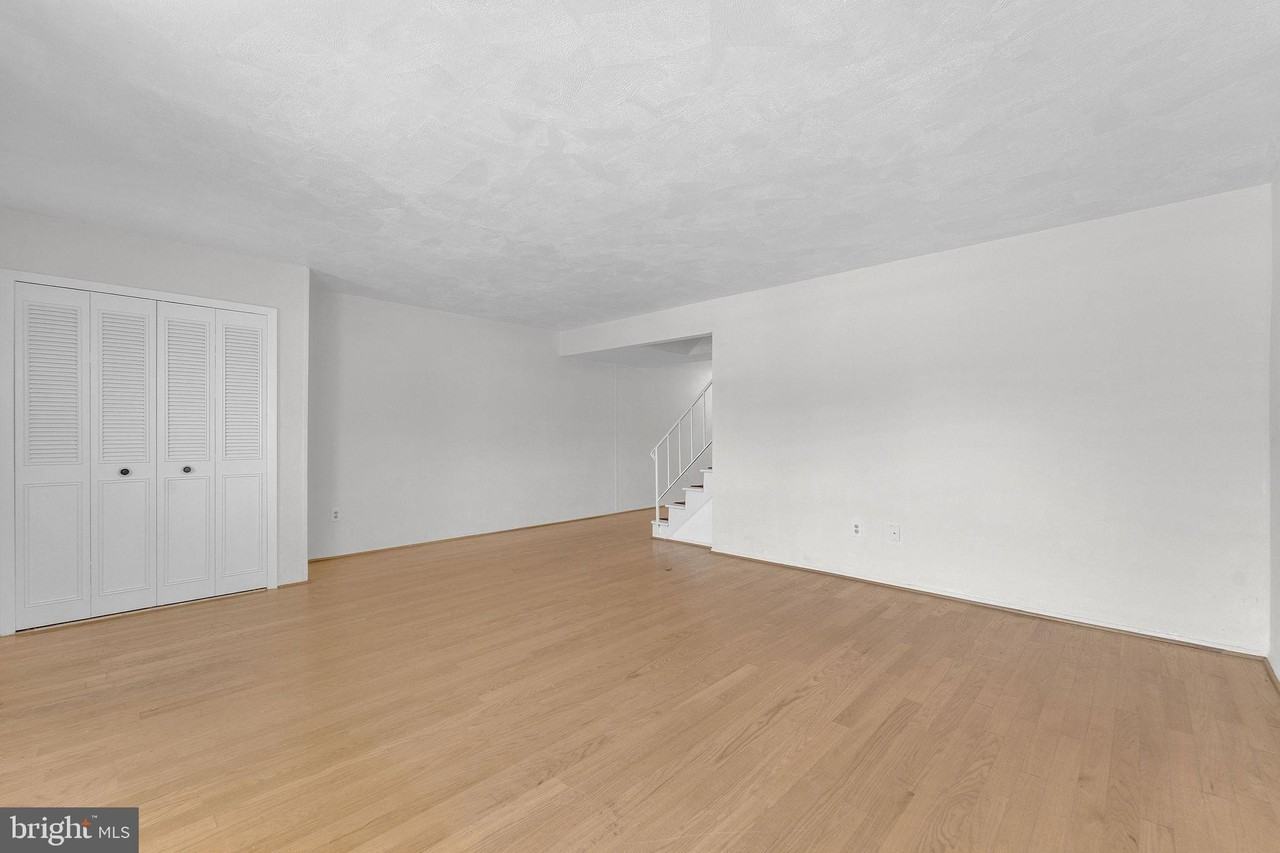 40 Rittenhouse Dr - Photo 5 of 30