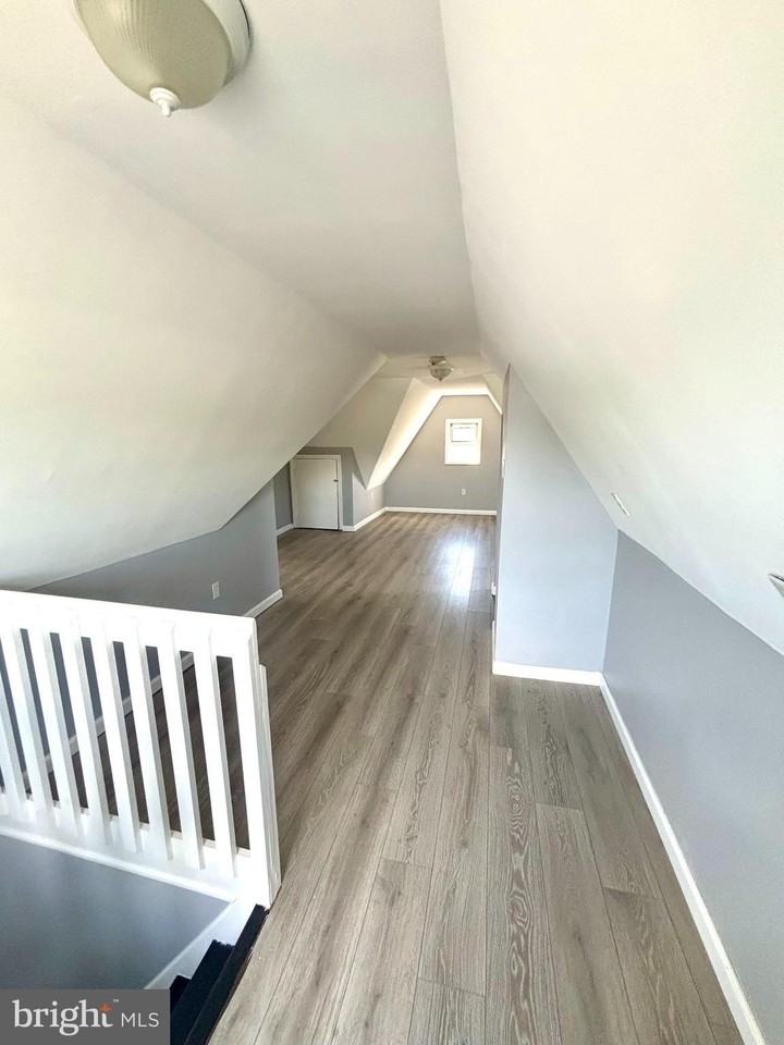 182 Haddon Ave #B - Photo 6 of 9