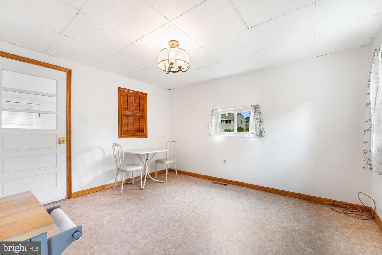 324 Ogden Station Rd - Photo 7 of 24