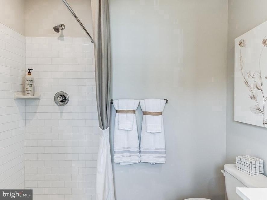 260 Macoun Way - Photo 2 of 11