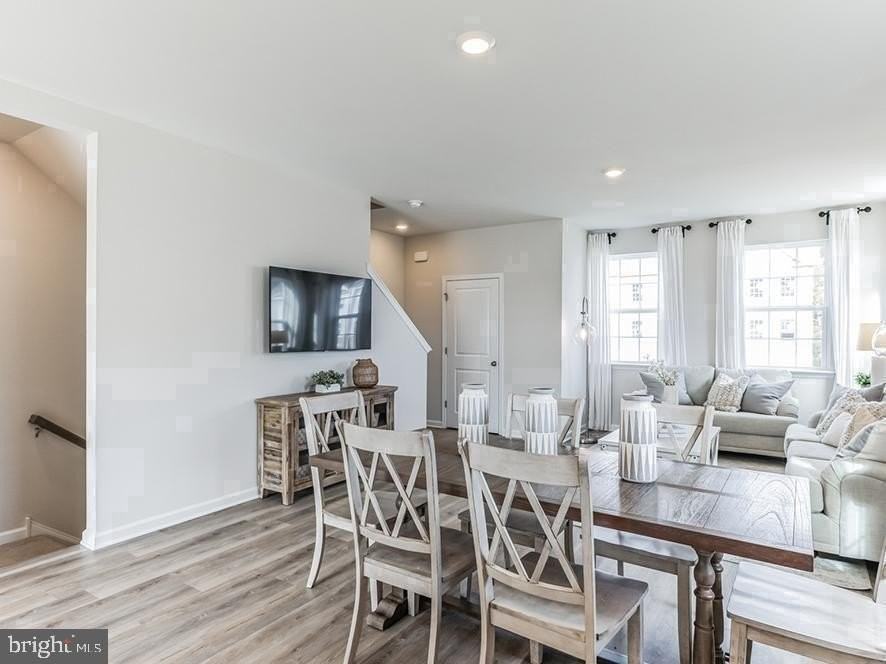 260 Macoun Way - Photo 4 of 11