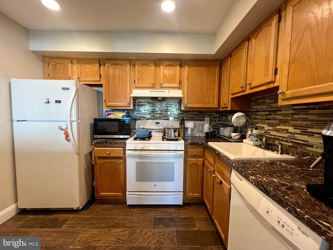 111 Worlidge Ct #5 - Photo 6 of 16