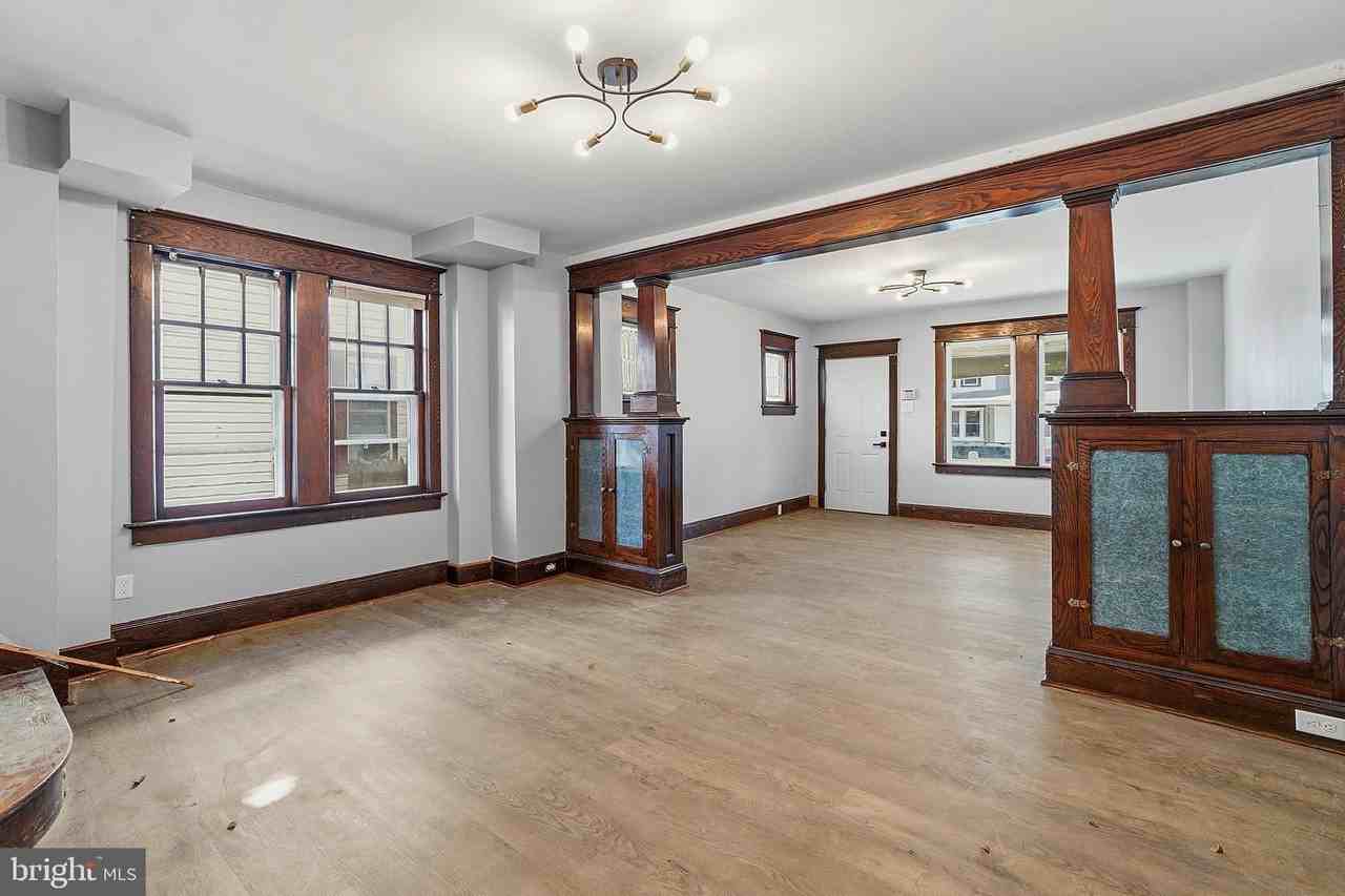 1424 Hamilton Ave - Photo 5 of 17