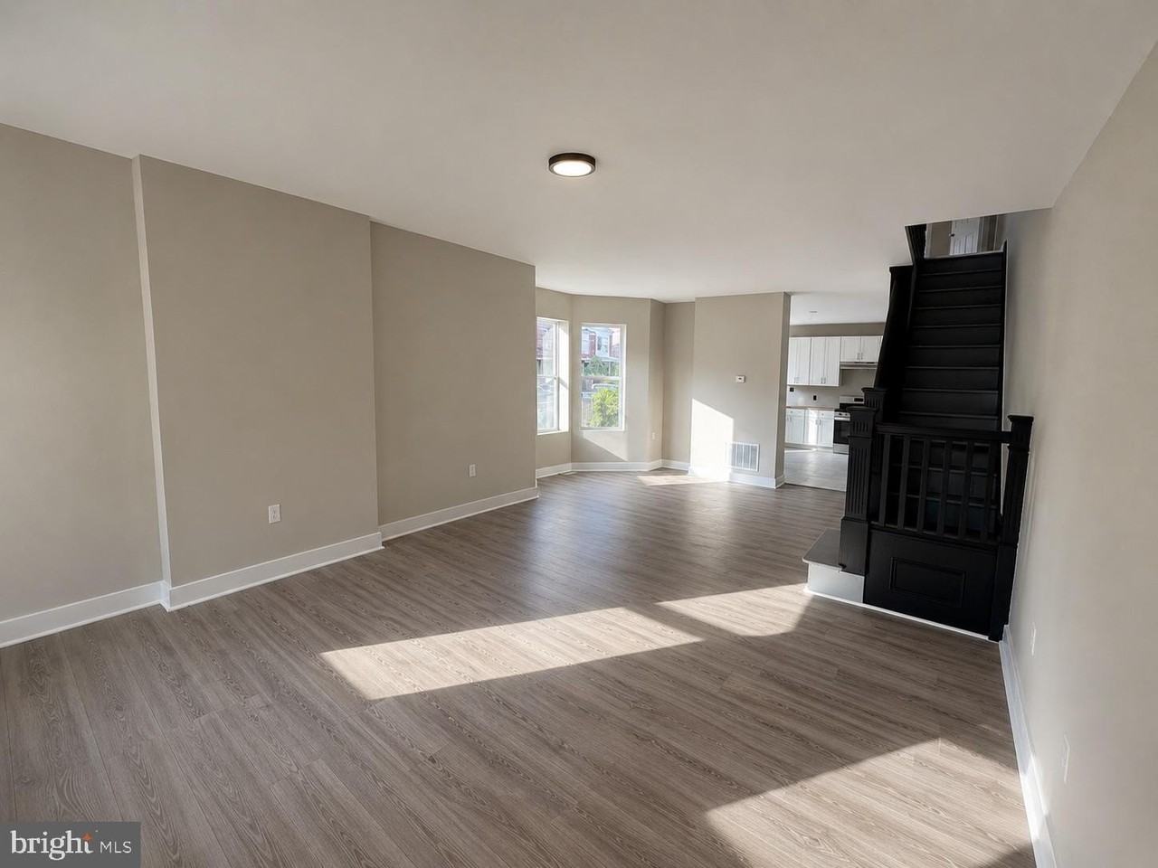 28 N Anderson St - Photo 7 of 8