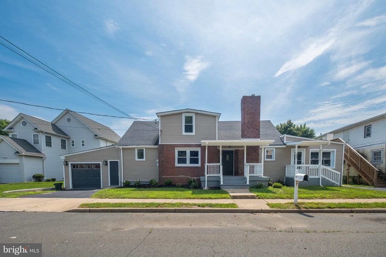 124 Robbins Ave #A