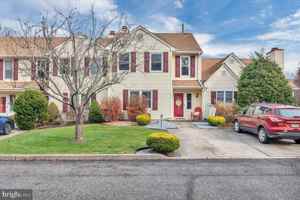 featured image of 211 Harbourtown Blvd