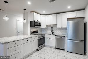 featured image of 21 Gay St #301