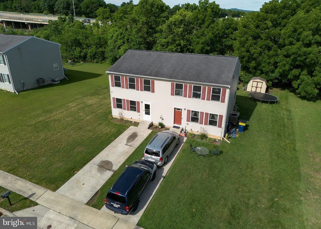 1041 Oberlin Rd - Photo 3 of 41