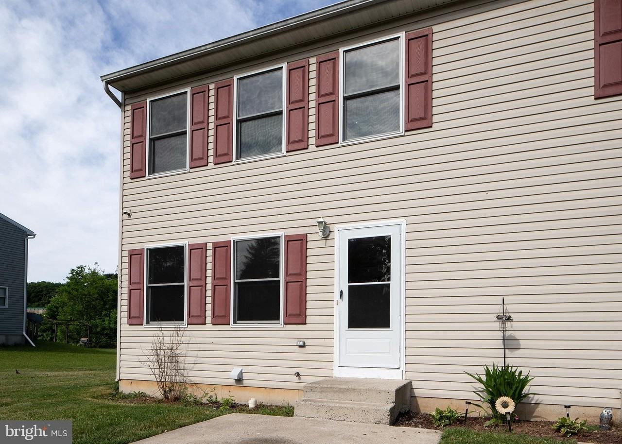 1041 Oberlin Rd - Photo 7 of 41