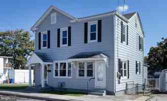 340 S Wood St - Photo 1 of 1