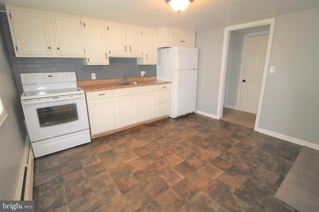 160B N Ronks Rd - Photo 2 of 9