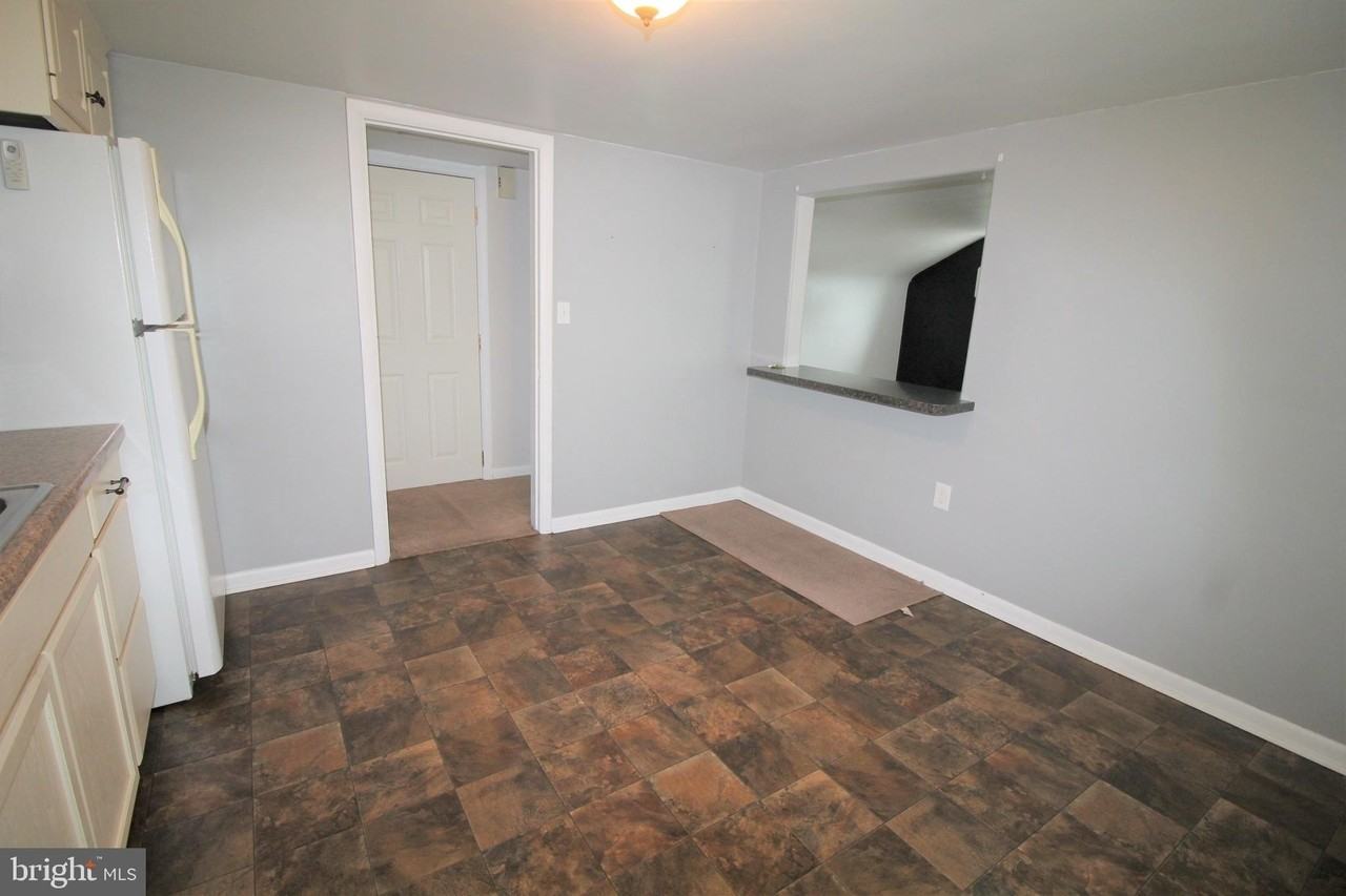 160B N Ronks Rd - Photo 3 of 9
