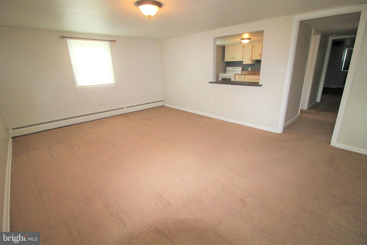160B N Ronks Rd - Photo 5 of 9
