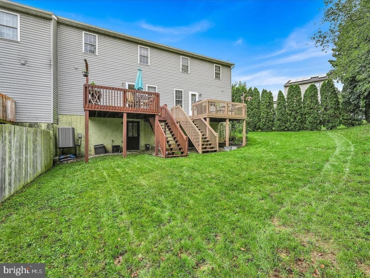 379 Swatara Creek Dr - Photo 3 of 16
