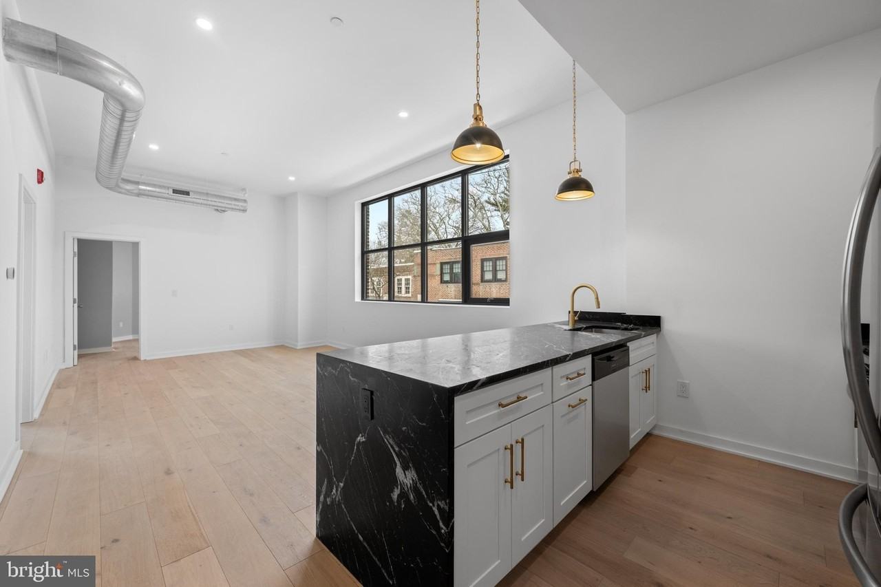 36 N Narberth Ave #2C - Photo 2 of 14