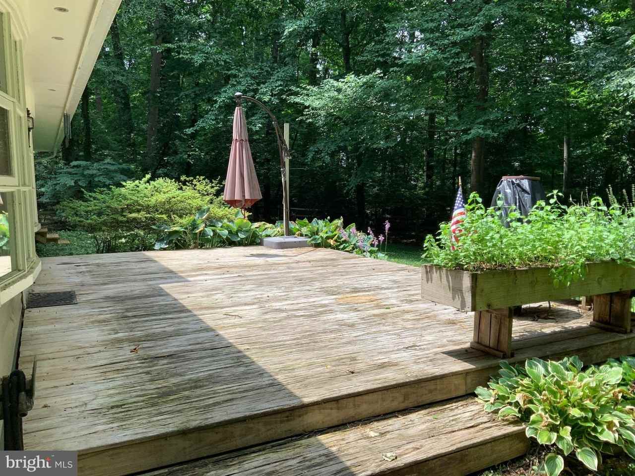 413 Fruit Farm Rd - Photo 7 of 40