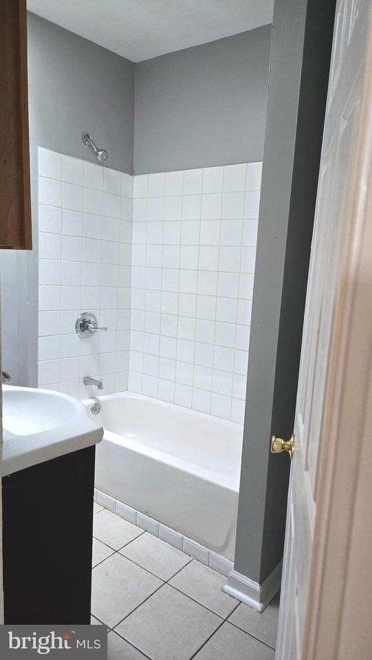 5310 Market St #1 - Photo 5 of 10