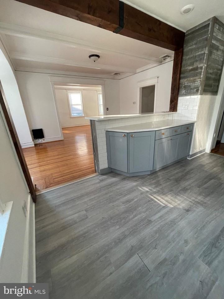 114 Levering St #2ndFL - Photo 5 of 20