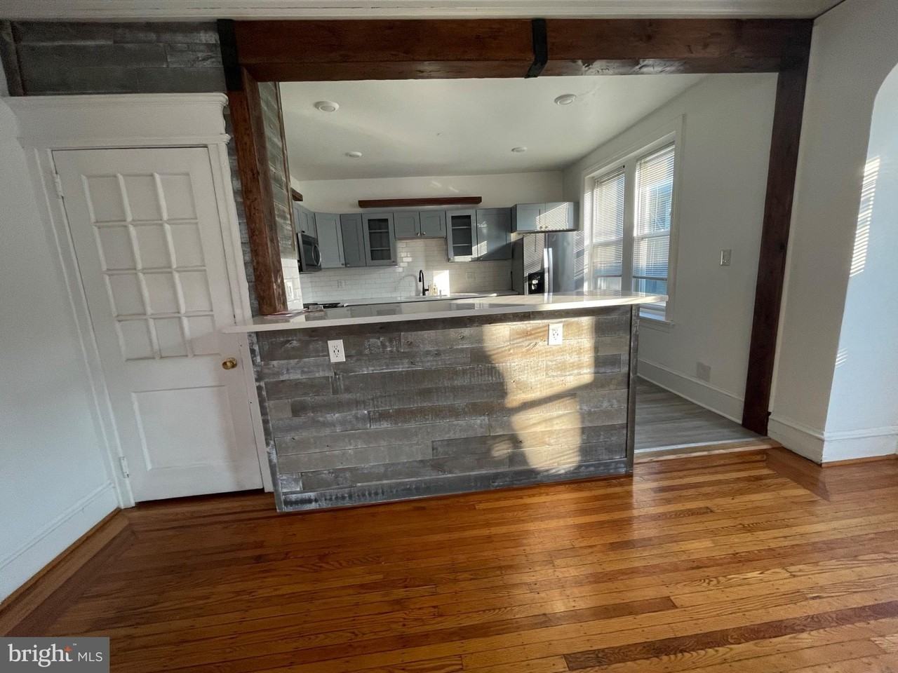 114 Levering St #2ndFL - Photo 7 of 20