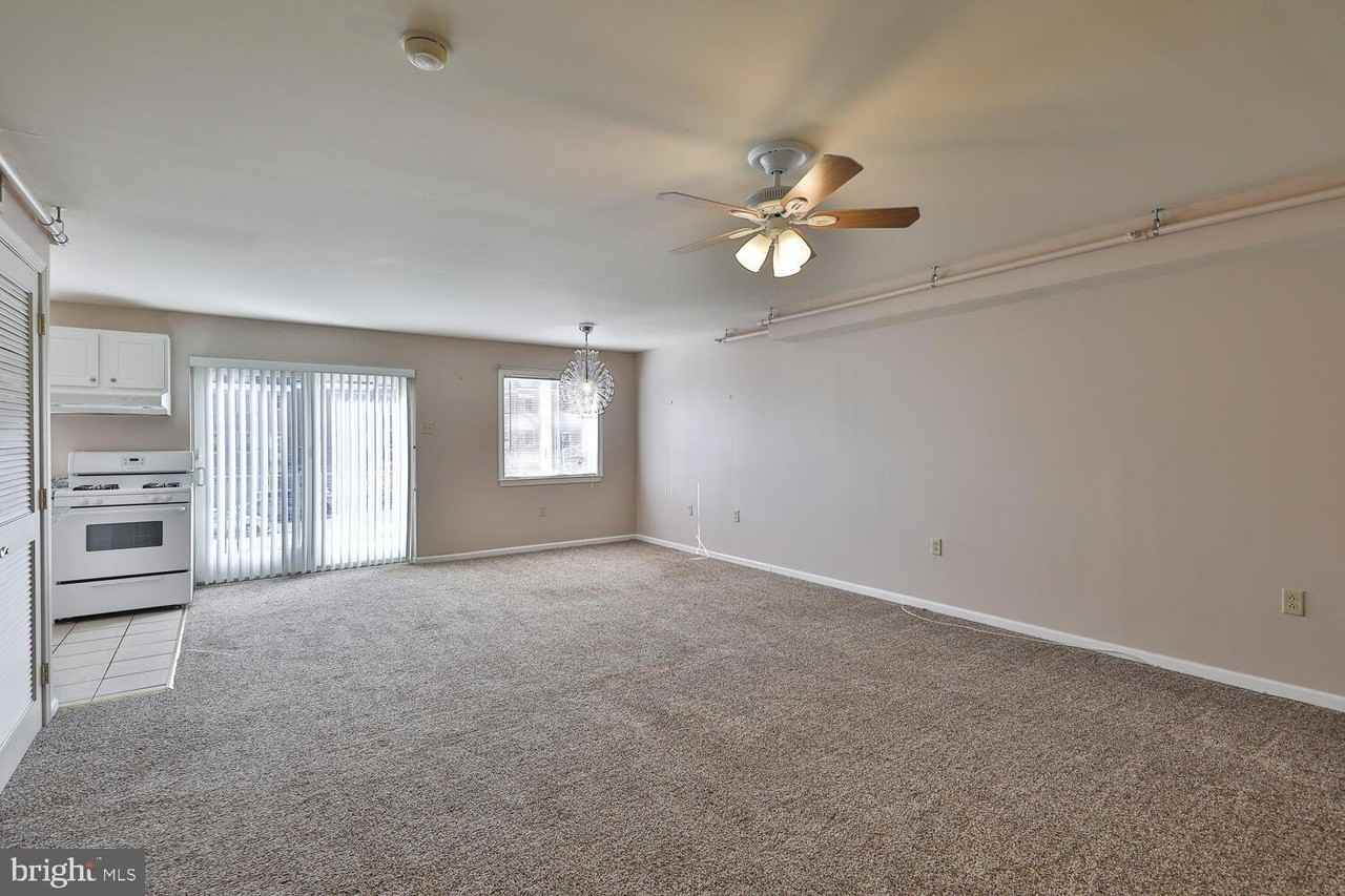 126 League St #2 - Photo 5 of 18