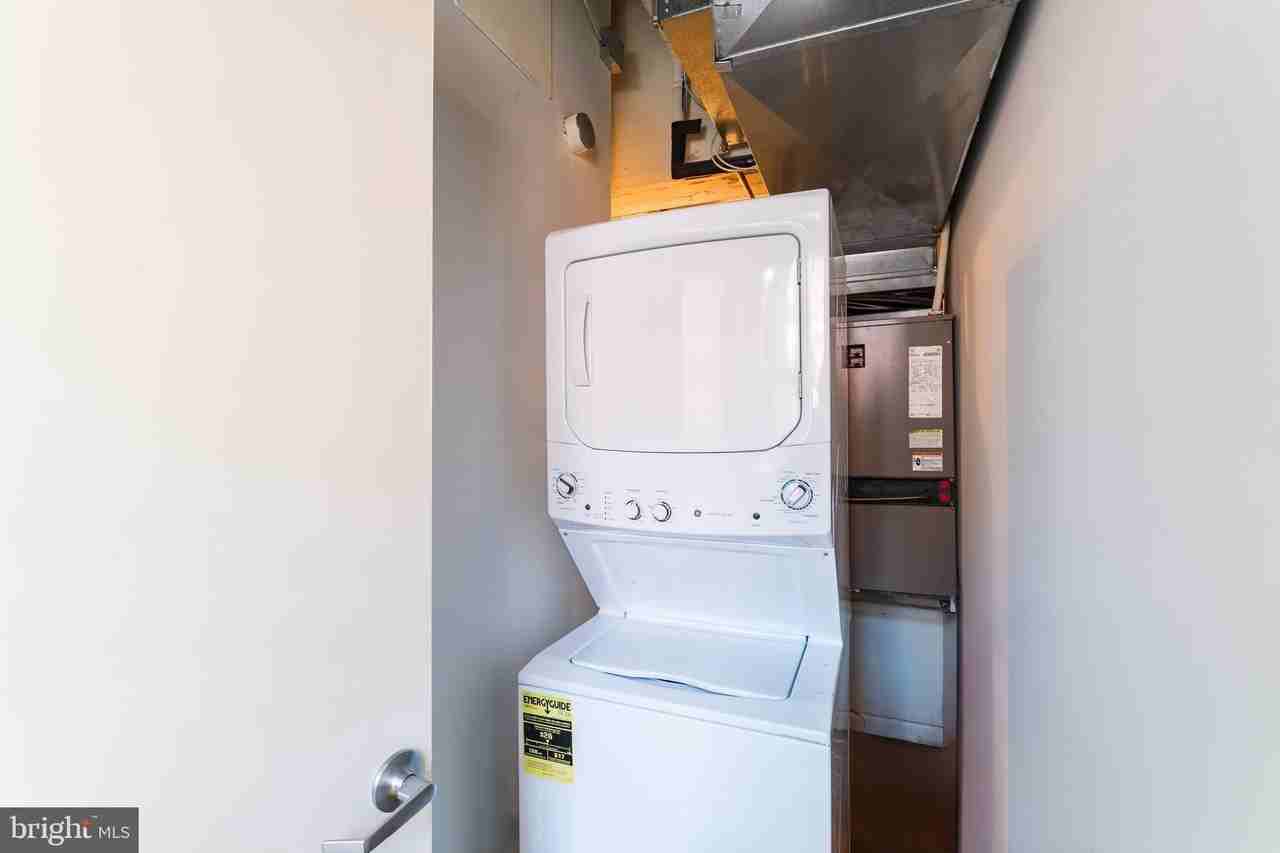 412 S 13th St #202 - Photo 7 of 18