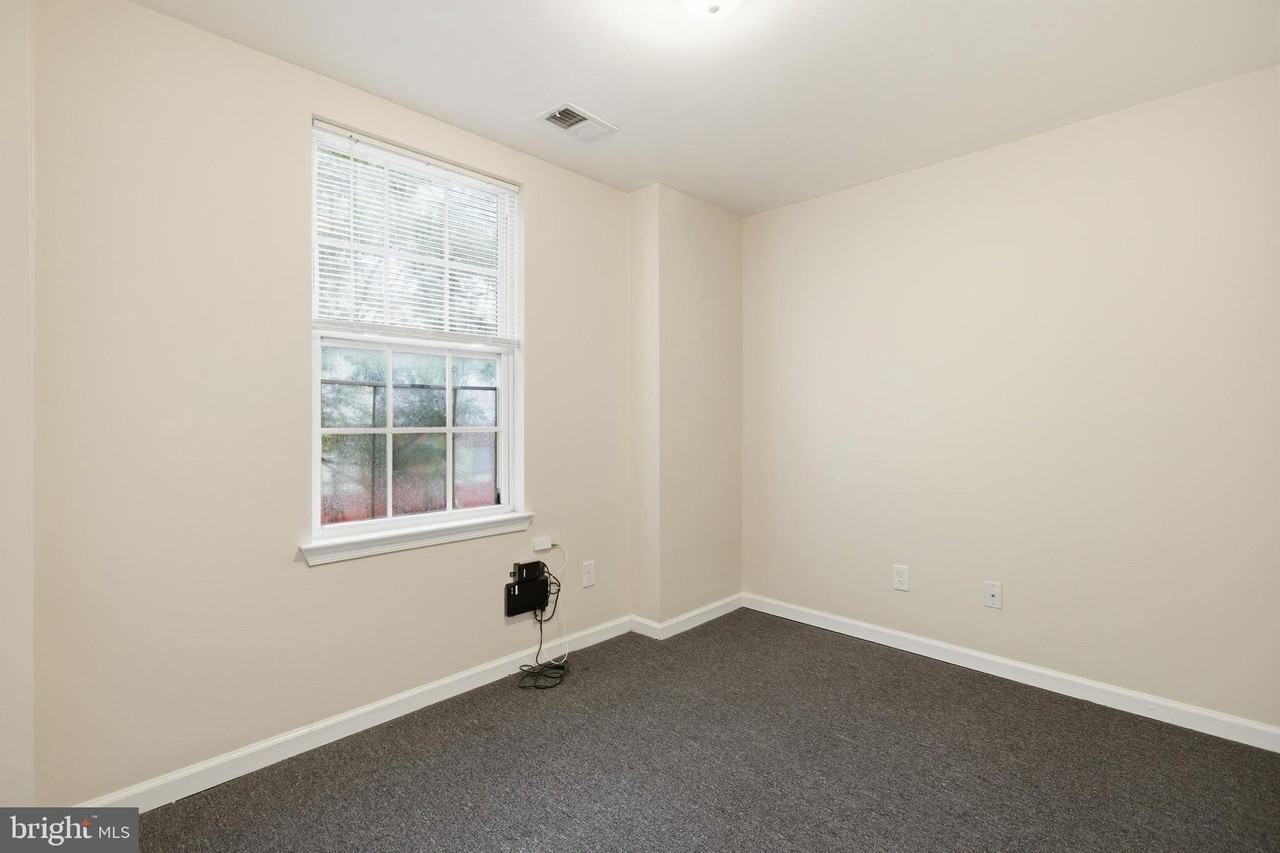 2238 N Park Ave #B - Photo 6 of 21