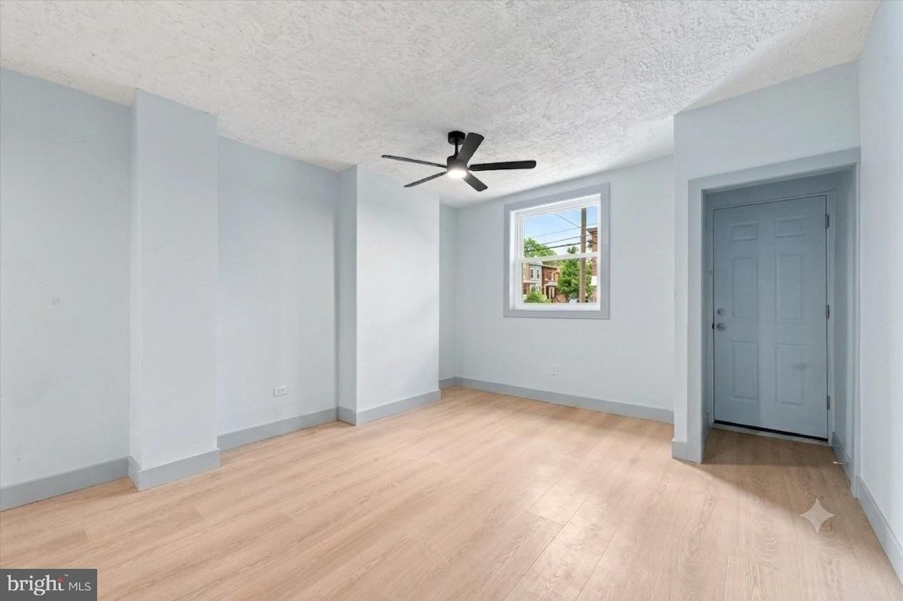 2827 Tulip St - Photo 3 of 9