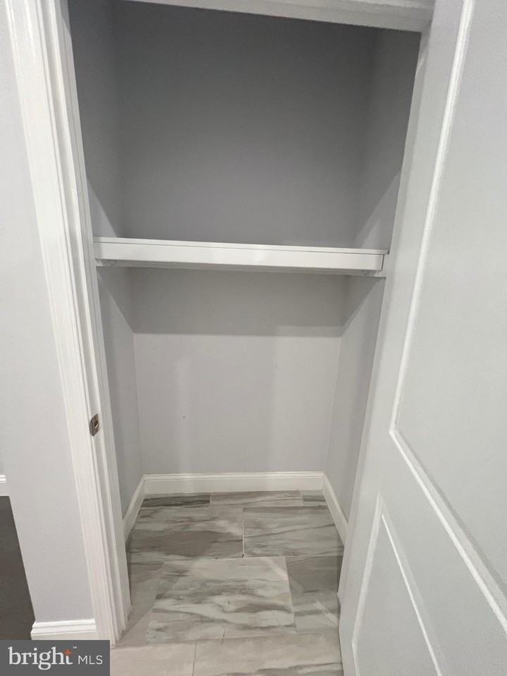 630 N 13th St #1 - Photo 7 of 20