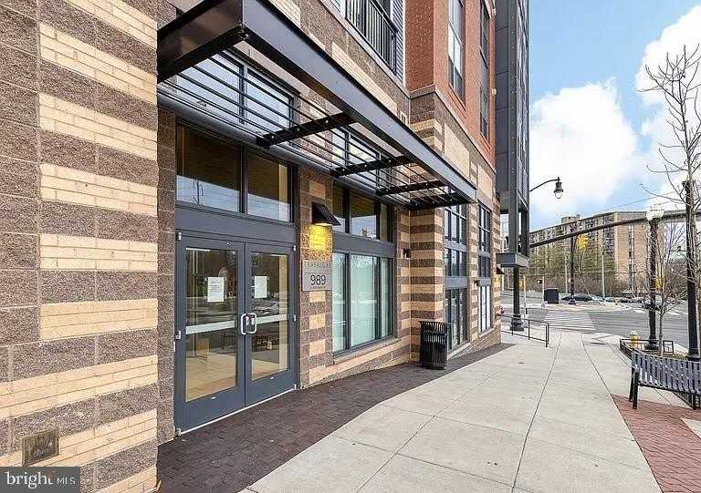 989 S Buchanan St #223