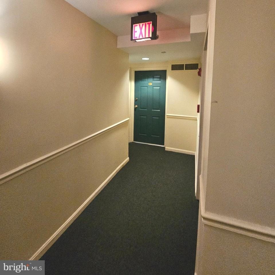 505 E Braddock Rd #608 - Photo 7 of 35