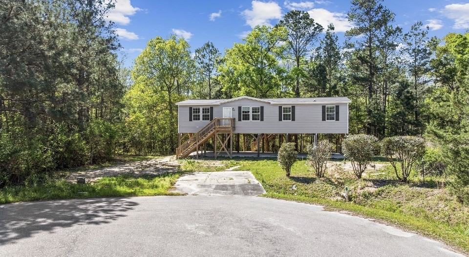 8376 Huntington Ct #1 - Photo 2 of 27