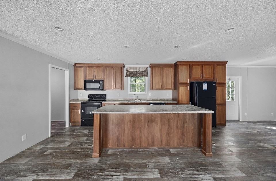 8376 Huntington Ct #1 - Photo 6 of 27