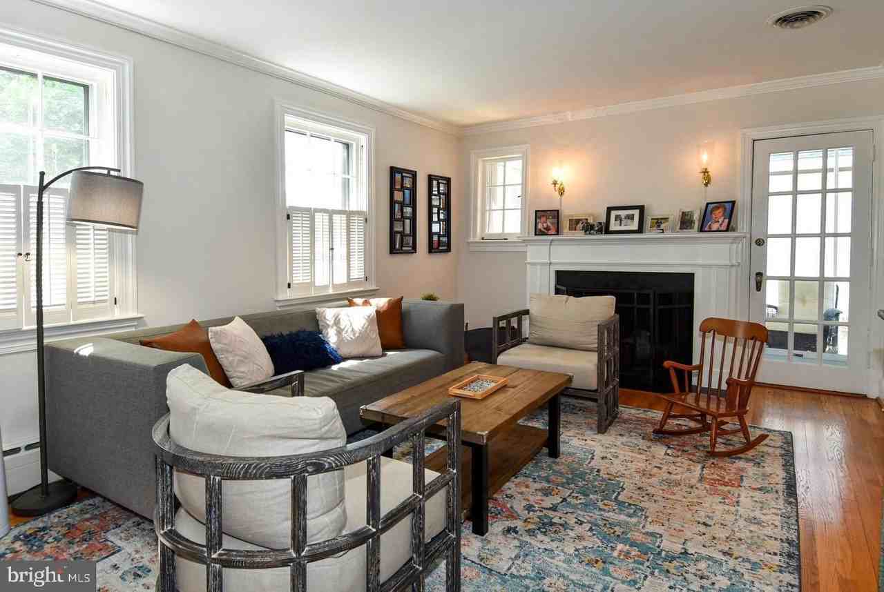 710 W View Ter - Photo 6 of 50