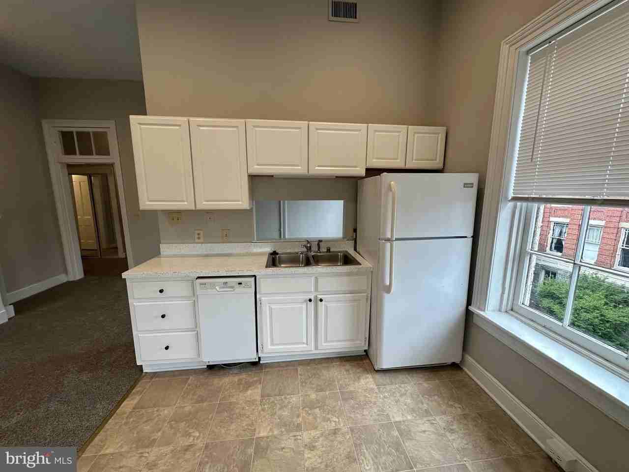 200 Hanover St #3A - Photo 3 of 12