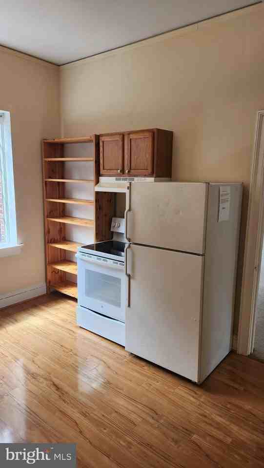 1009 Princess Anne St #1 - Photo 5 of 10
