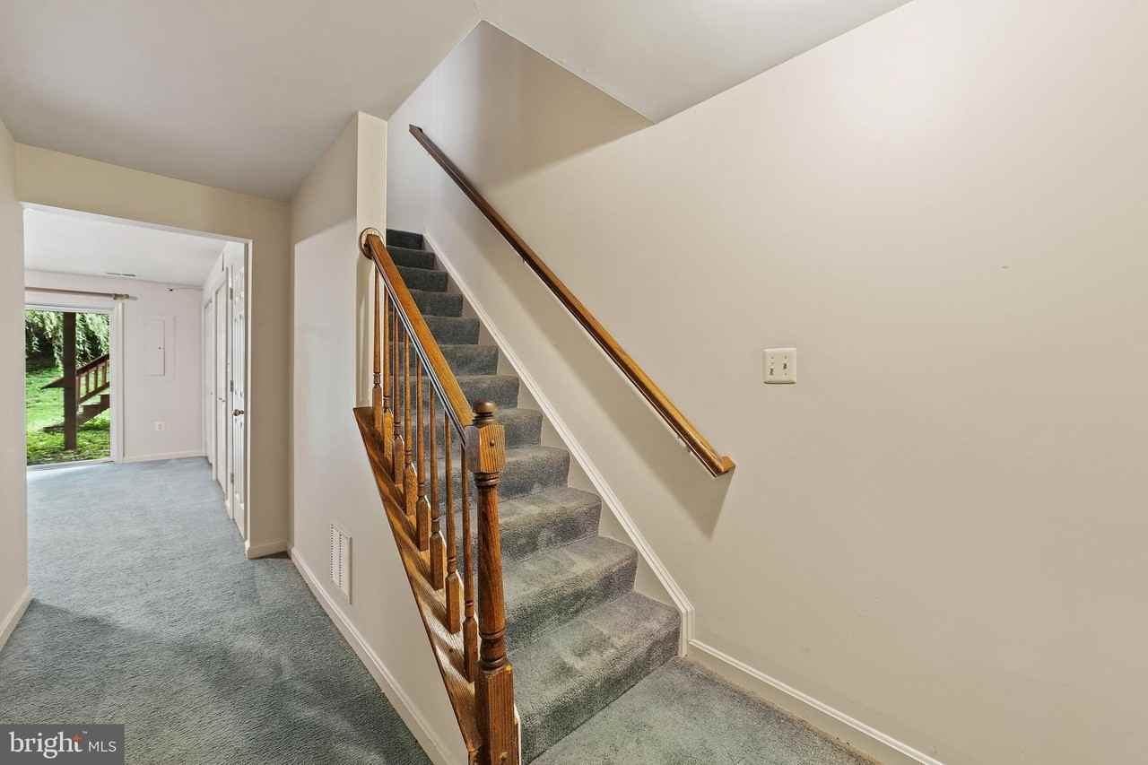 570 Highland Towne Ln - Photo 7 of 32