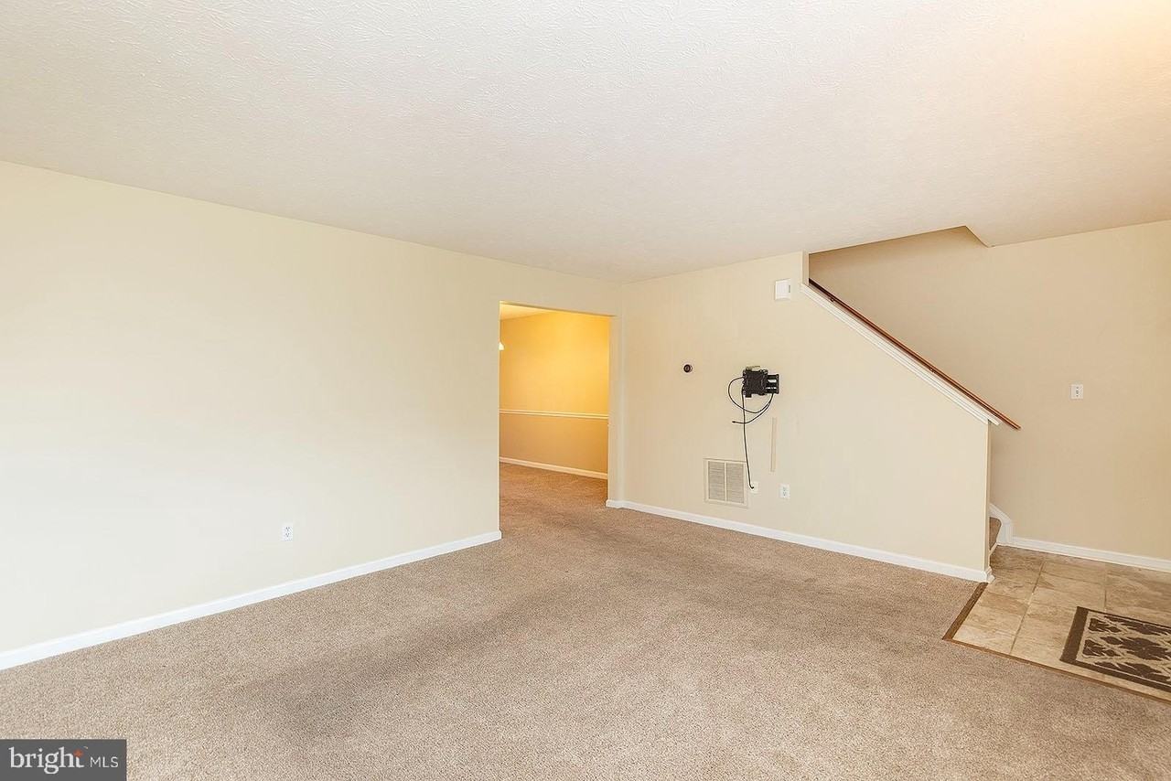 141 Sherando Cir - Photo 4 of 32