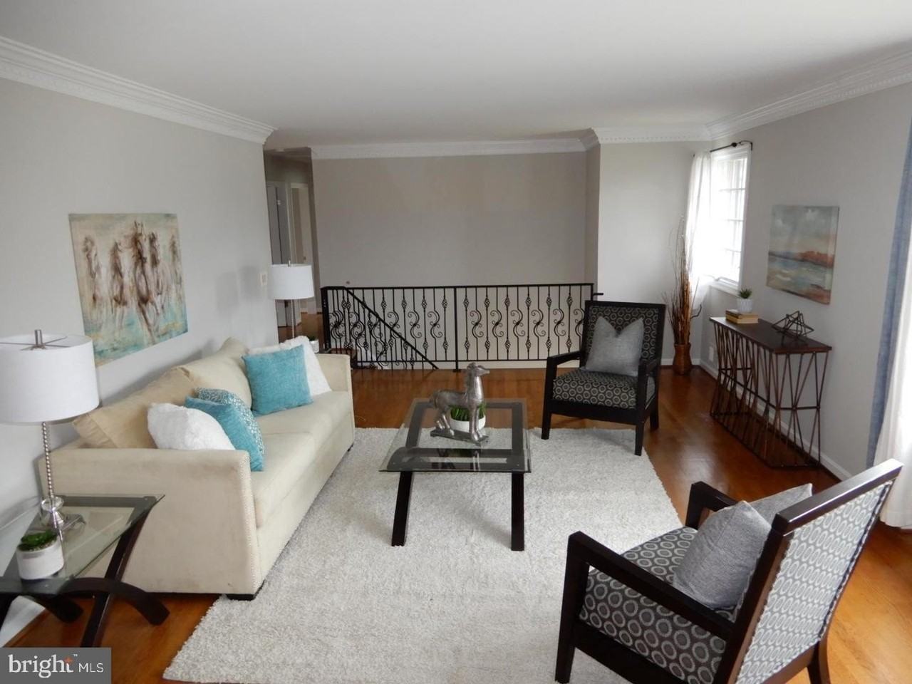 7115 Warbler Ln - Photo 5 of 34