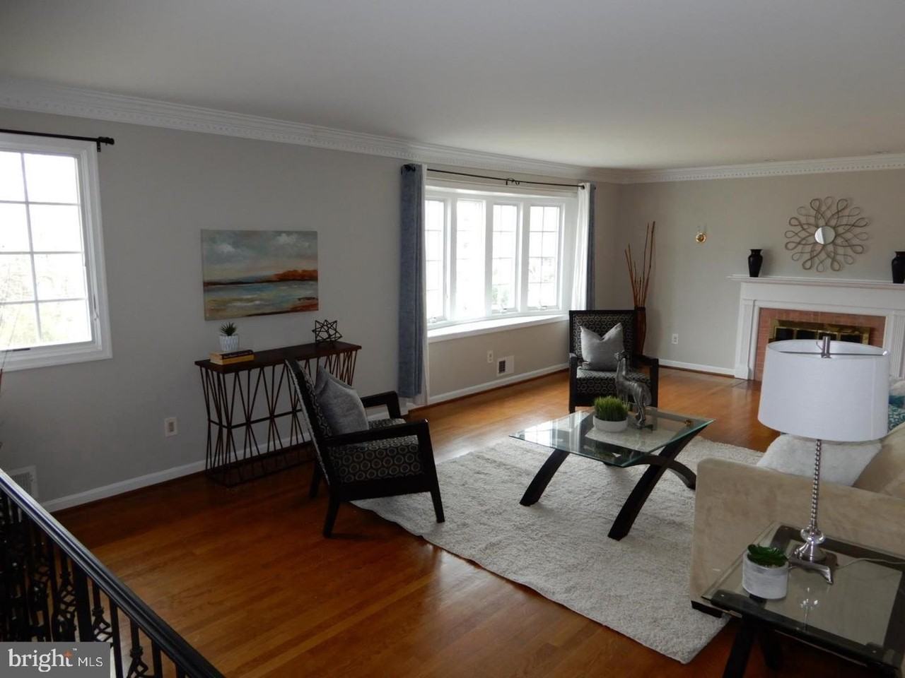 7115 Warbler Ln - Photo 6 of 34