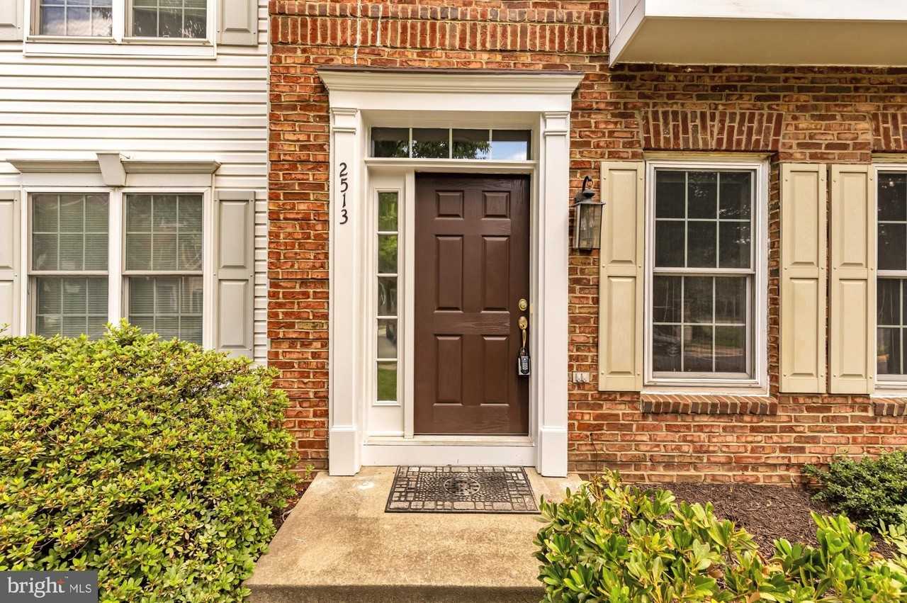 2513 Bronze Stone Pl - Photo 4 of 46